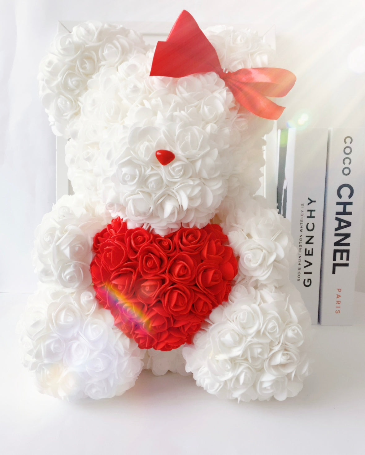 Set de regalo con Oso de rosas, globo personalizado, embalaje y fresas bañadas en chocolate