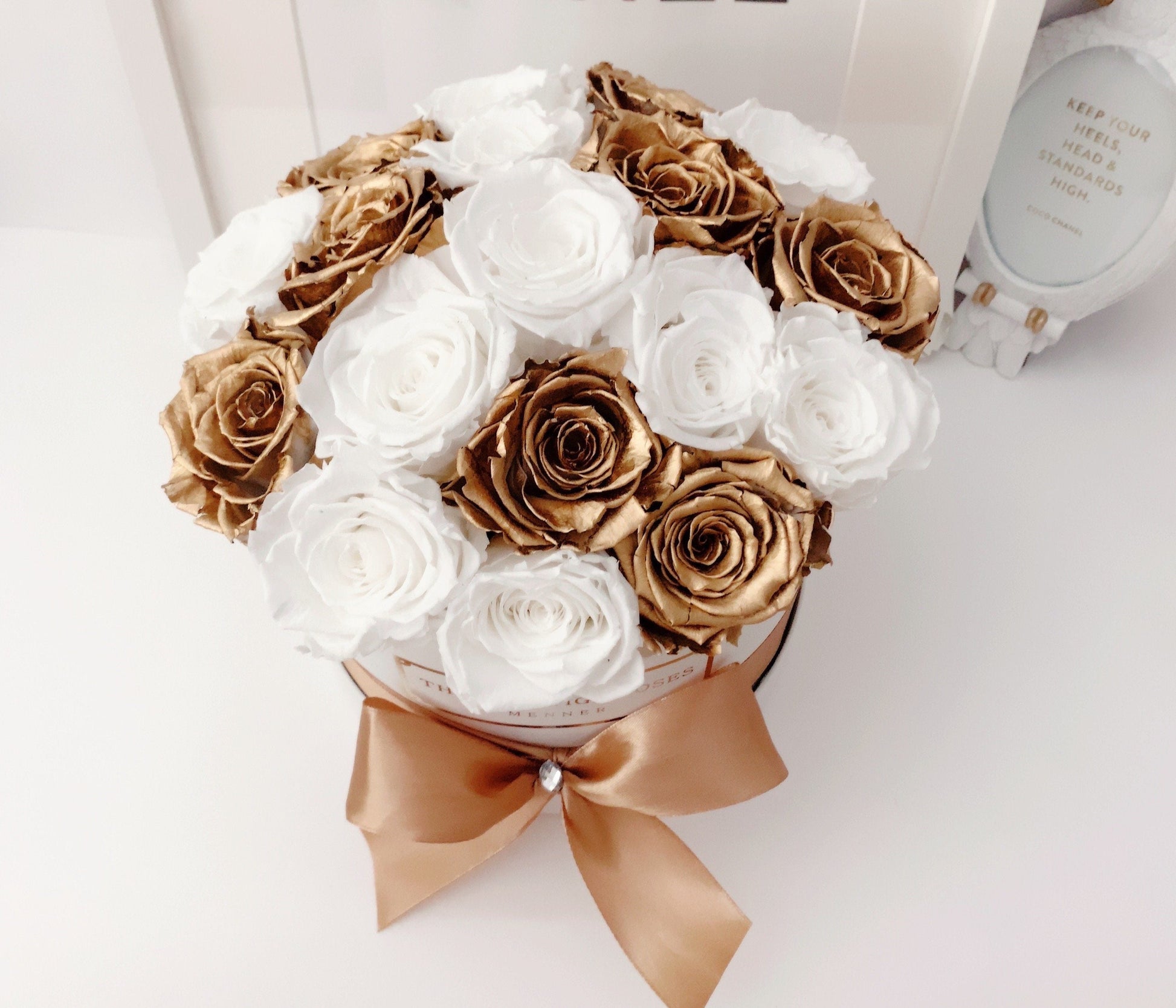 Caja Mediano de Rosas Eternas en estilo Dome | The Prestige Roses - The Prestige Roses Madrid