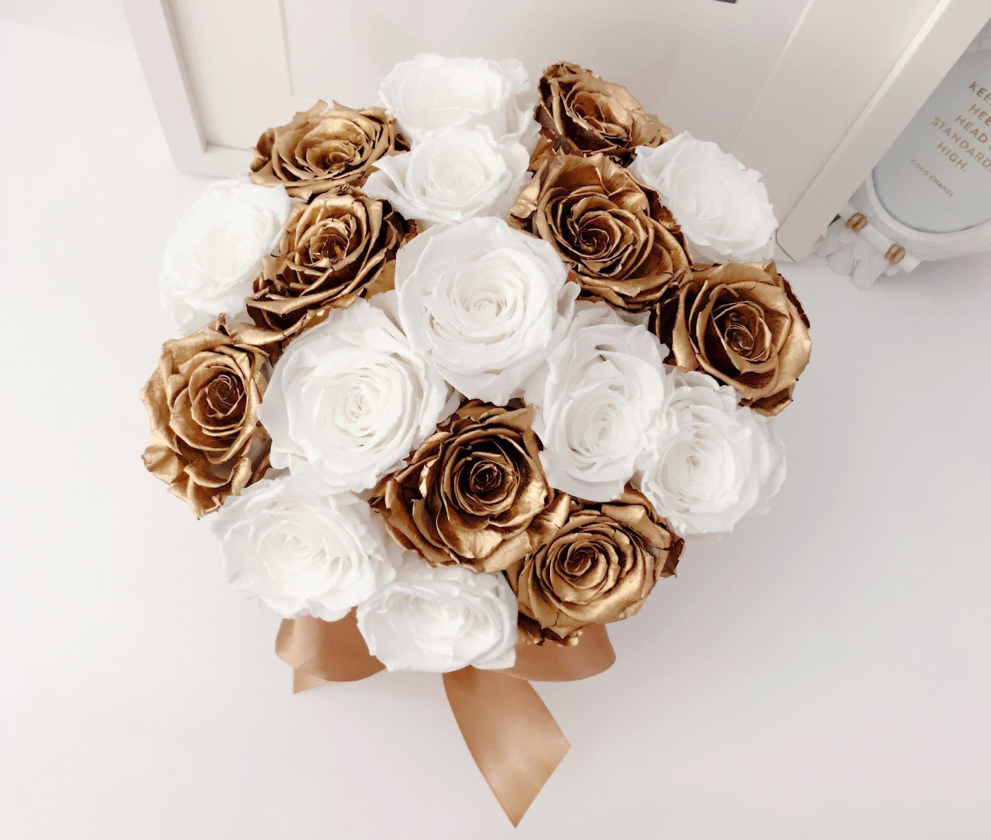 Caja Mediano de Rosas Eternas en estilo Dome | The Prestige Roses - The Prestige Roses Madrid