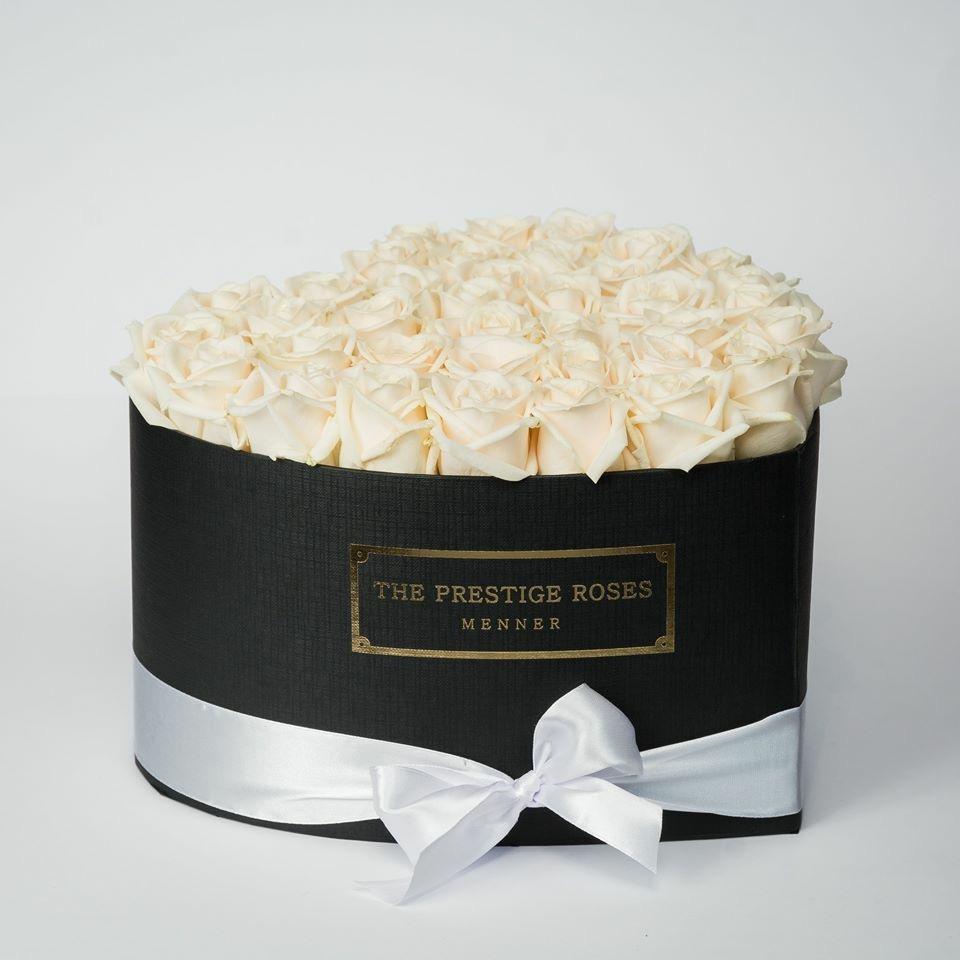 Rosas Blancas Frescas - The Prestige Roses Madrid