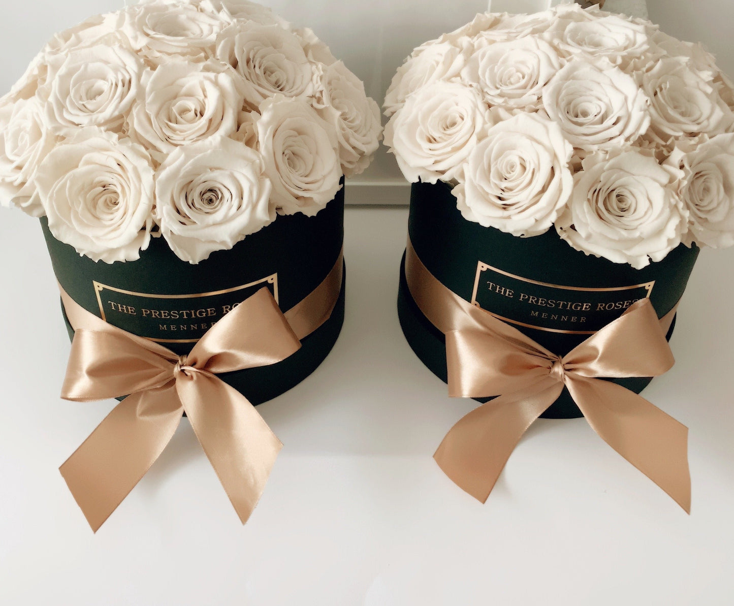 Caja Mediano de Rosas Eternas en estilo Dome | The Prestige Roses - The Prestige Roses Madrid