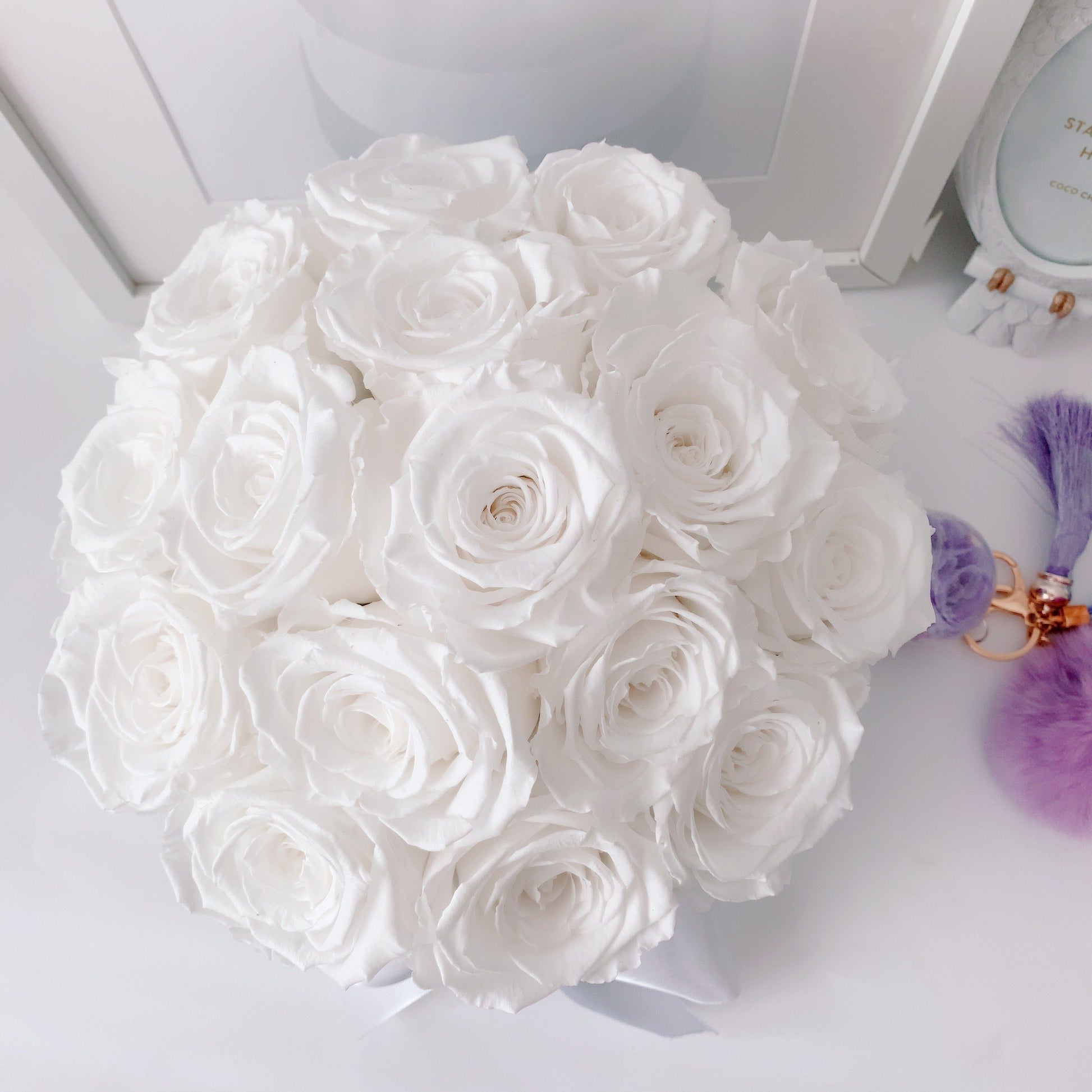 Caja Mediano de Rosas Eternas en estilo Dome | The Prestige Roses - The Prestige Roses Madrid