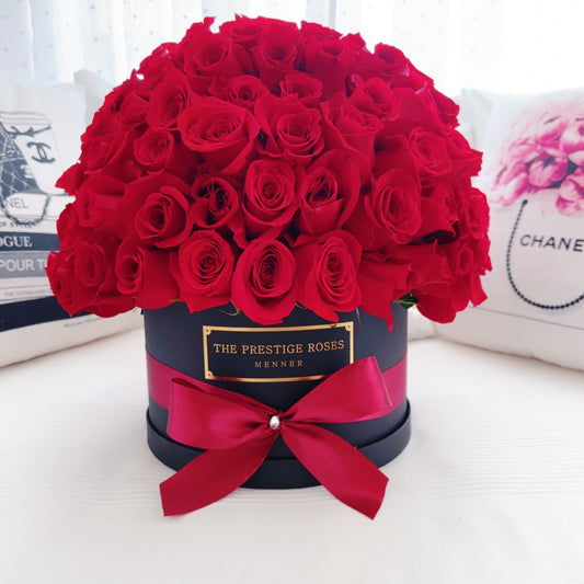 Caja Grande de Rosas Frescas en estilo Luxury Dome con 120 rosas frescas premium